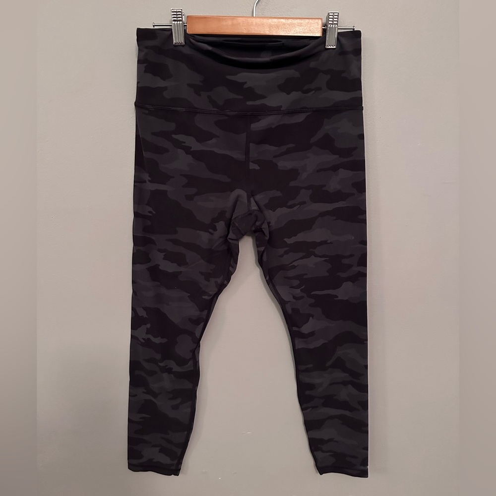 Athleta Black & Gray Camo High-Waist Leggings